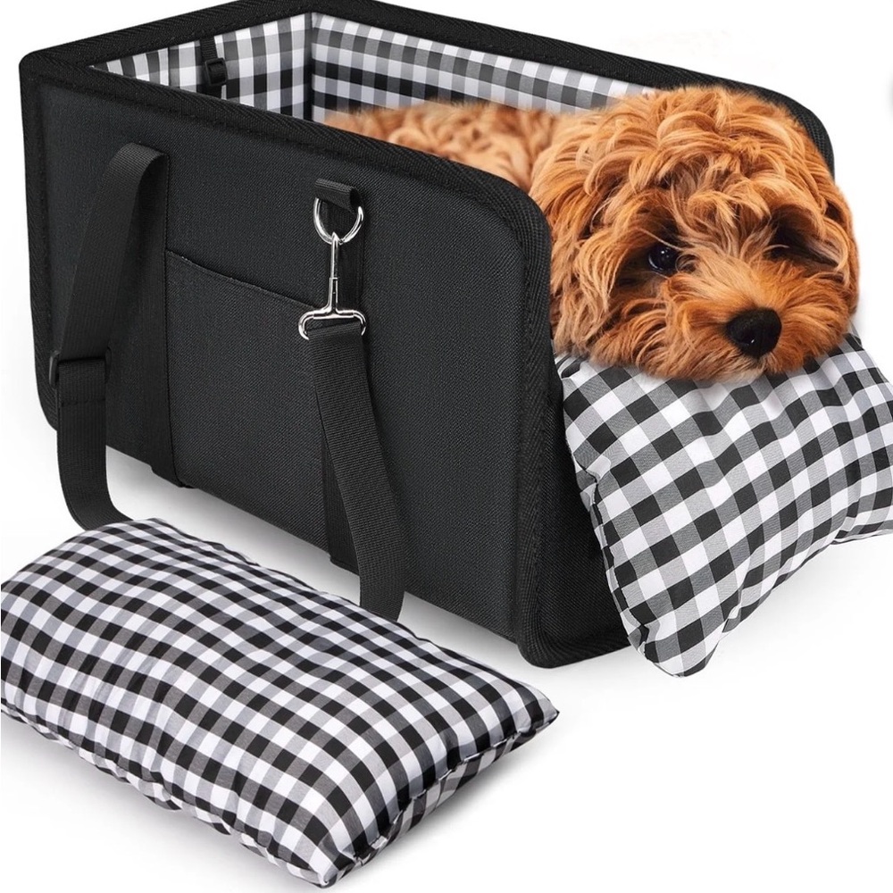 NWOT Black & White Center Console Dog Car Seat & Carrier